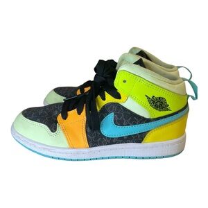 Nike Air Jordan 1 Mid SE “Four Leaf Clover” sneakers 1.5Y